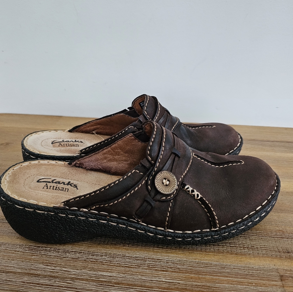 CLARKS Artisan Brown Leather Slip On Clogs, Shoes